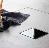 Точечный трап PESTAN Confluo Standard Black Glass